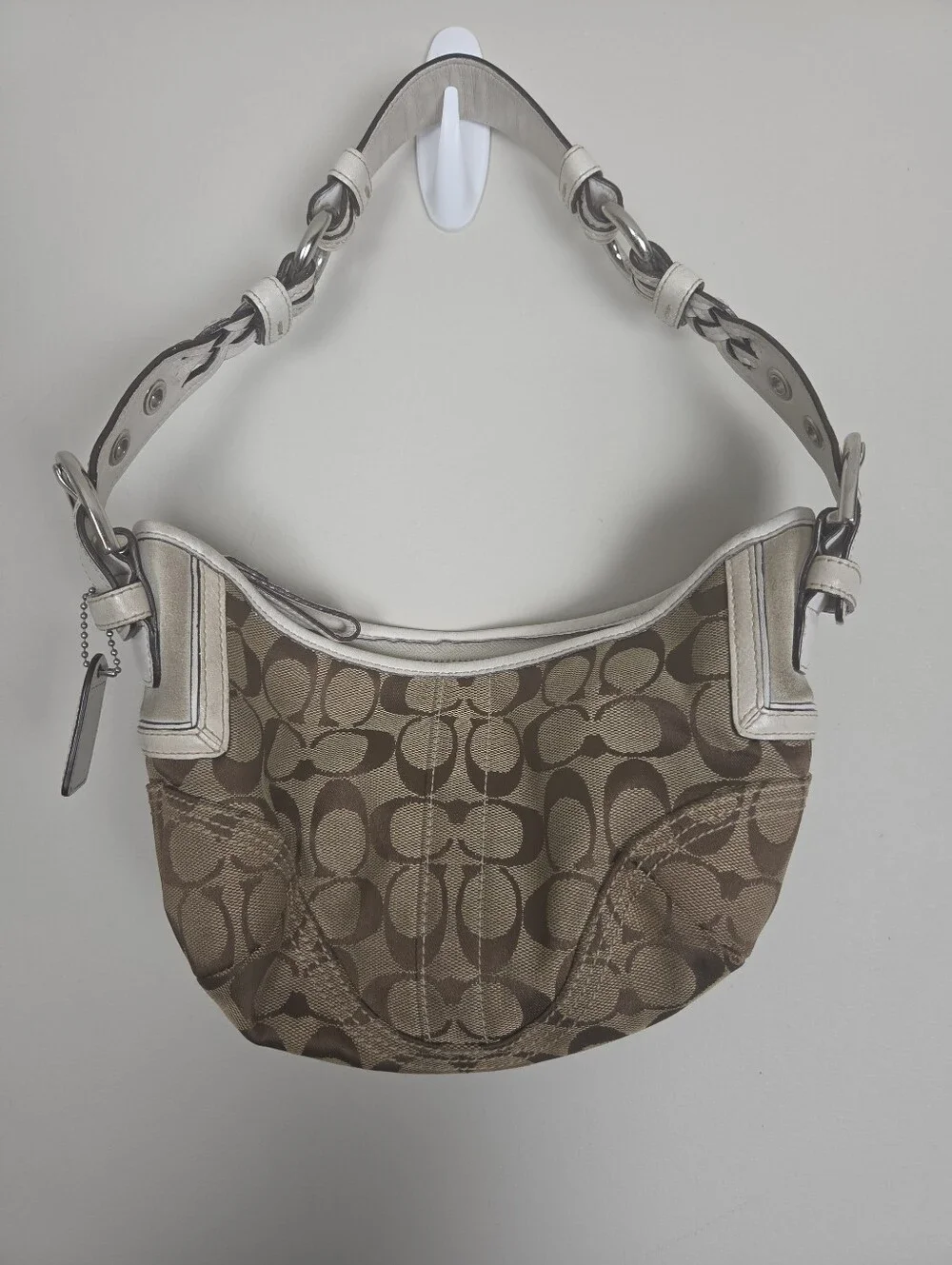Coach 6266 Soho Canvas Monogram Small Shoulder Bag Tan White Trim Vintage Y2K